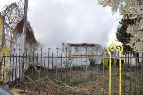 S-a spart o conductă în curtea Oil Terminal
